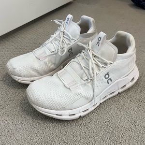 On Cloudnova Women’s size 9